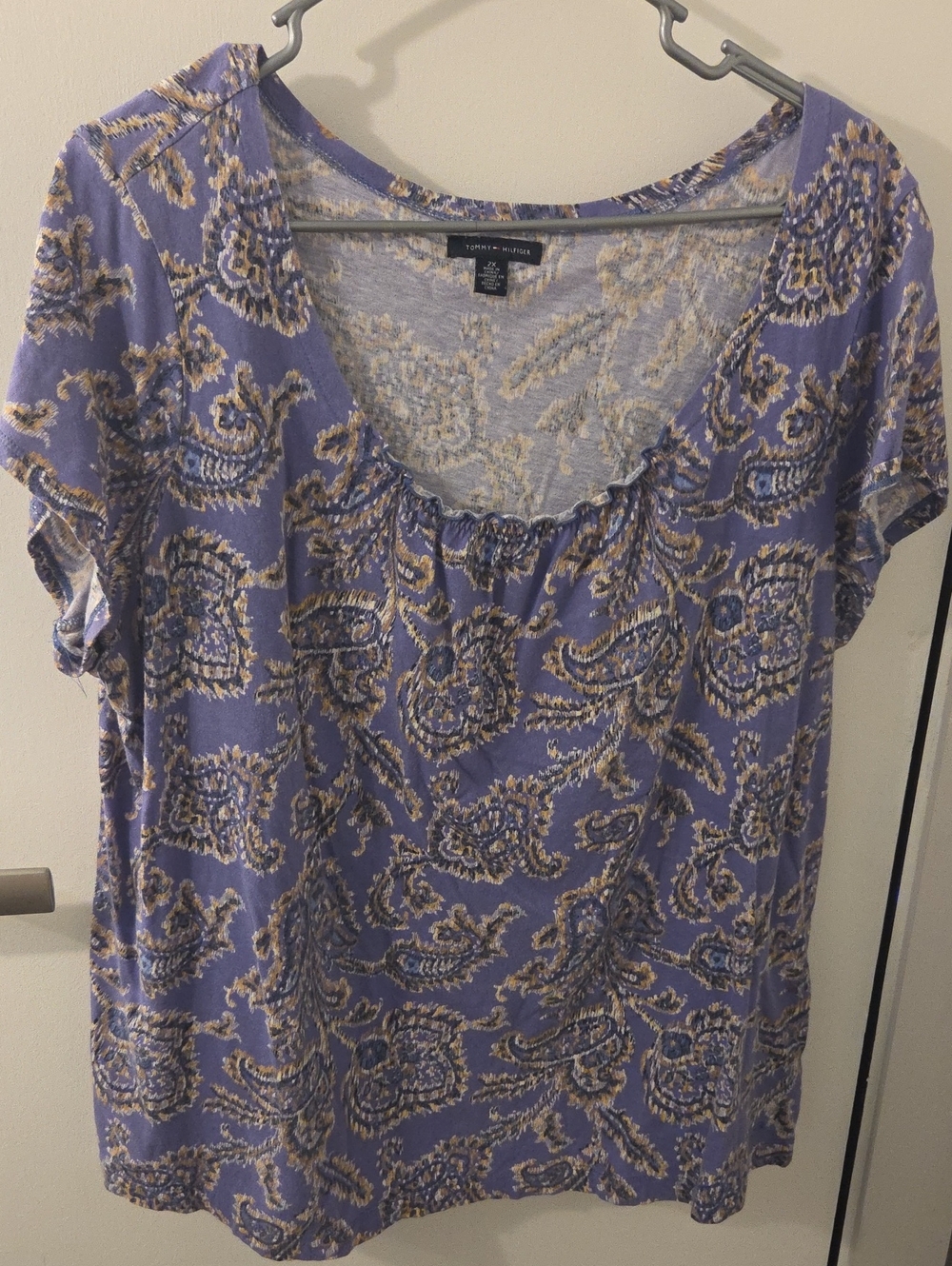 Tommy Hilfiger Lavender Paisley Scoop-Neck Short Sleeve Tee